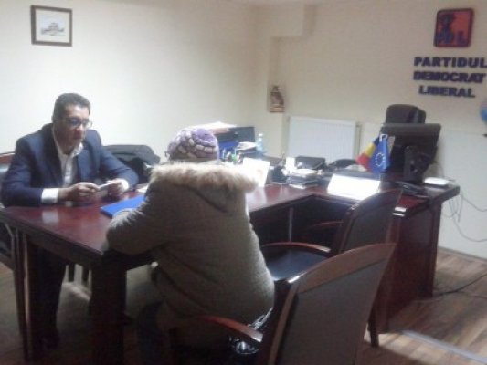 Constănţenii fac cozi la Chiru, pentru locuri de muncă